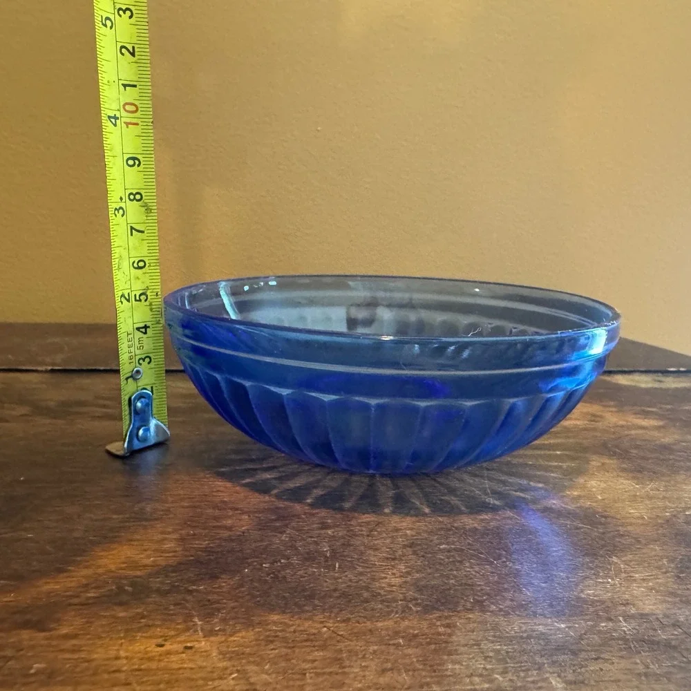 Vintage Cobalt Blue Opaque Glass Bowl 5.5 inches‎